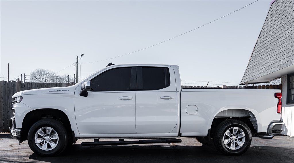 2019 Chevrolet Silverado 1500 LT photo