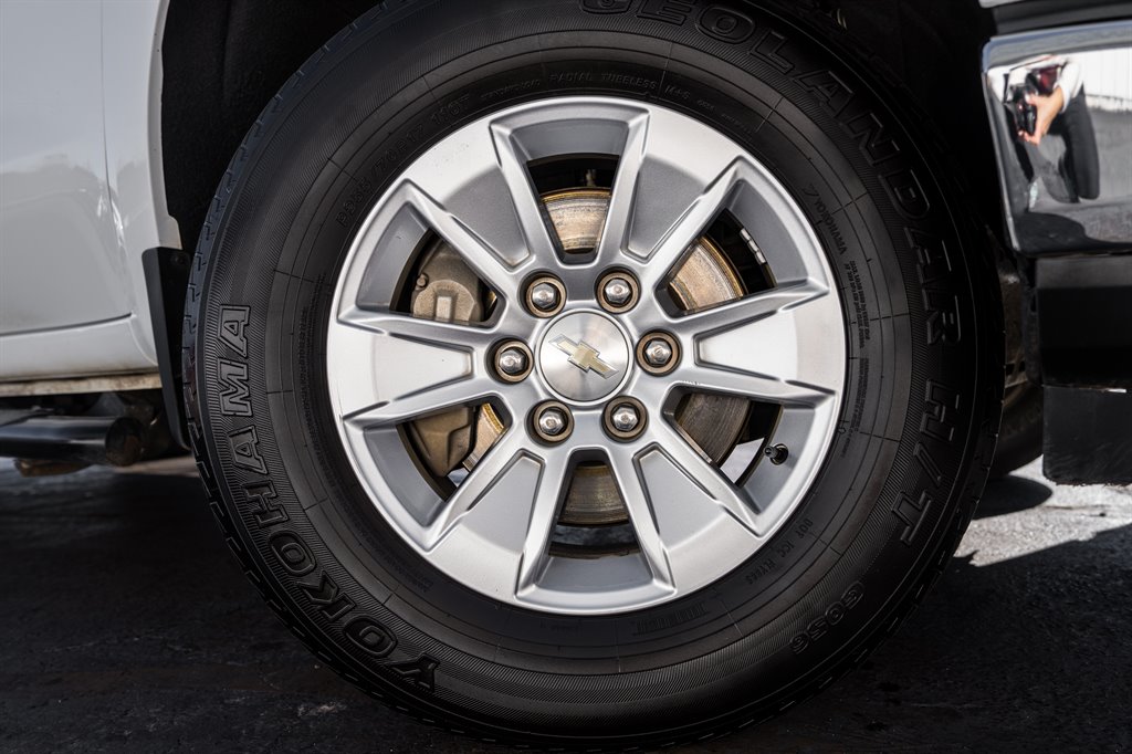 2019 Chevrolet Silverado 1500 LT photo