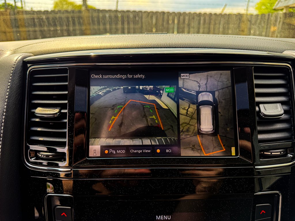 2020 Infiniti QX80 Luxe photo