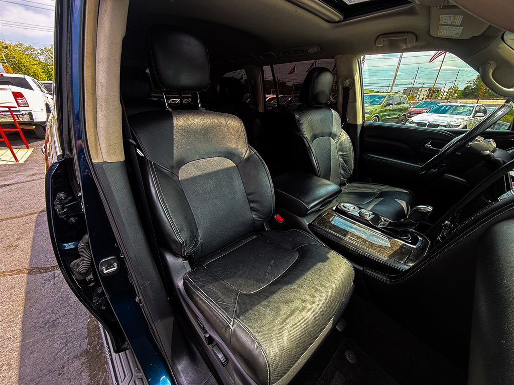 2020 Infiniti QX80 Luxe photo