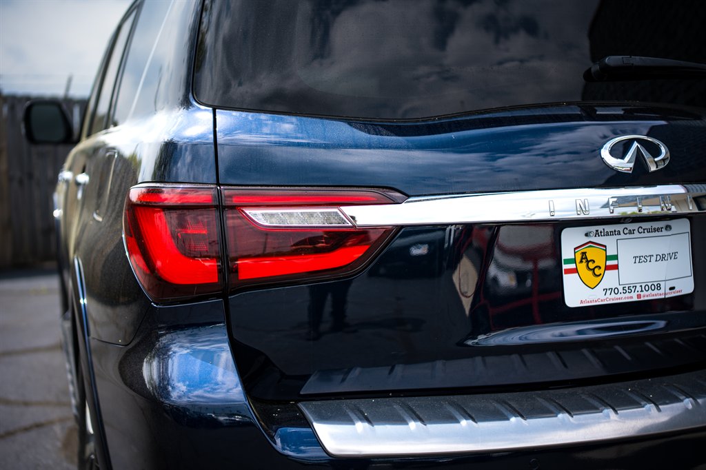 2020 Infiniti QX80 Luxe photo