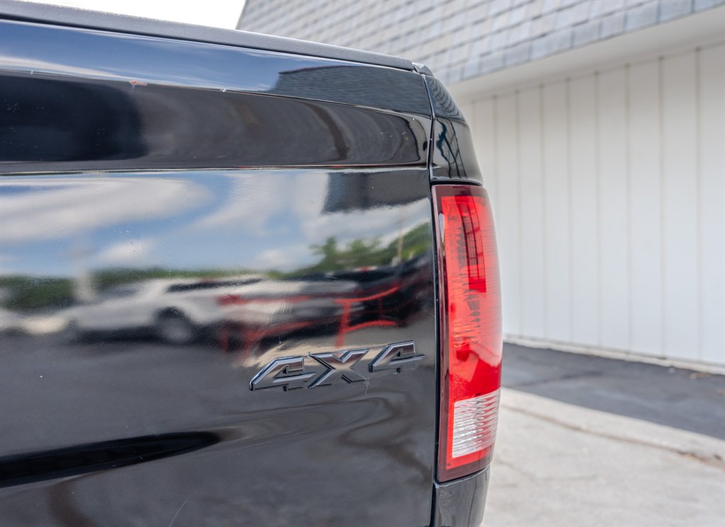 2016 Ram 1500 - $21,363