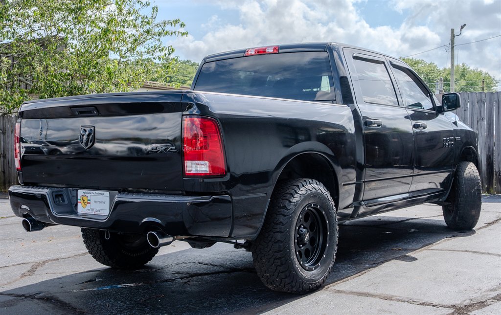 2016 Ram 1500 - $21,363