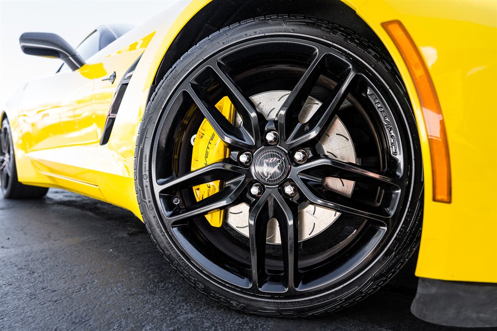 2016 Chevrolet Corvette Z51 photo