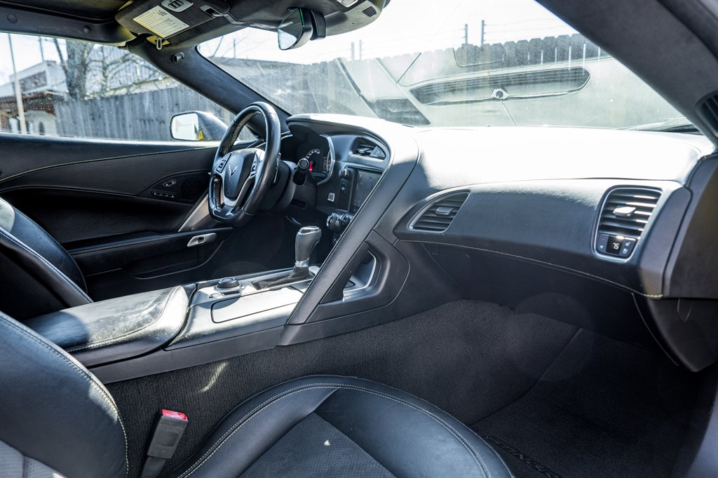 2016 Chevrolet Corvette Z51 photo