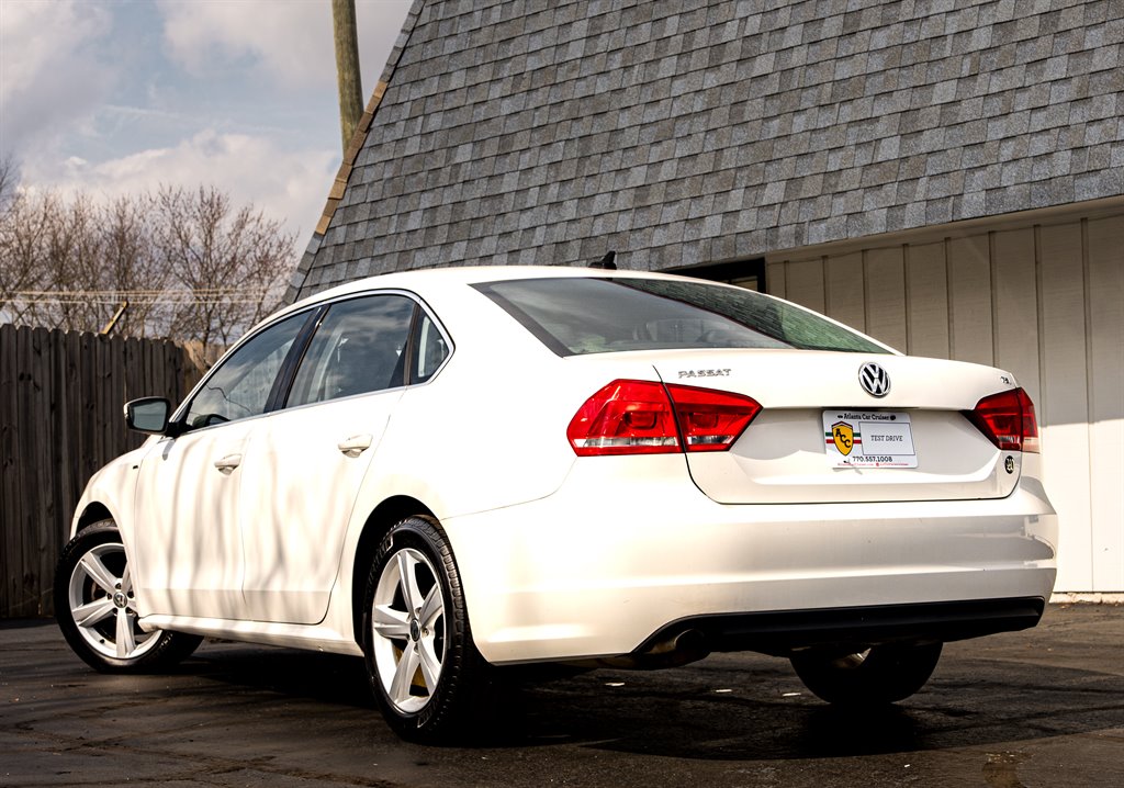 2014 Volkswagen Passat S PZEV photo
