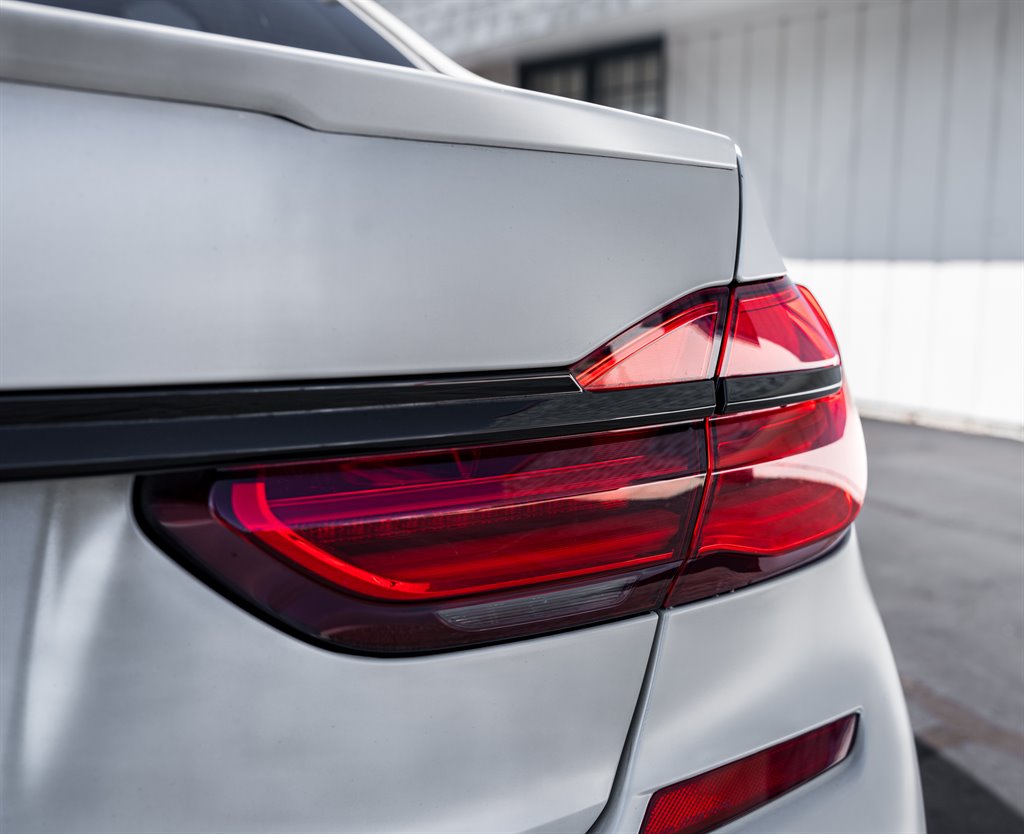 2018 BMW 7-Series 750i photo