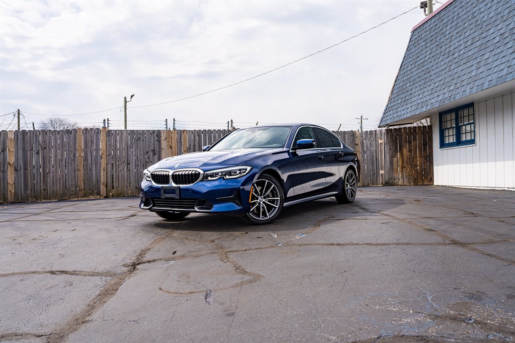 2020 BMW 3-Series 330xi photo