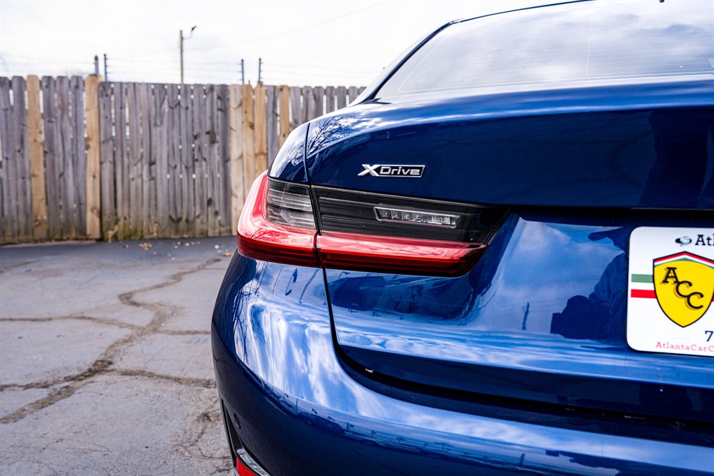 2020 BMW 3-Series 330xi photo