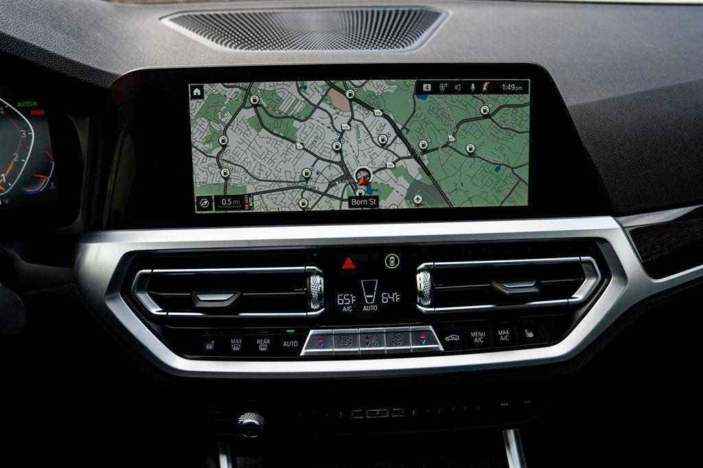 2020 BMW 3-Series 330xi photo