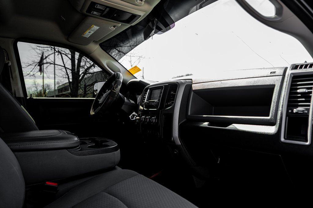 2018 RAM 1500 Express photo