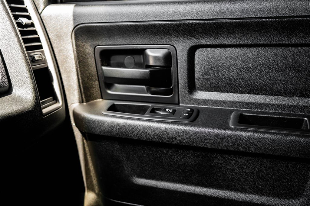 2018 RAM 1500 Express photo