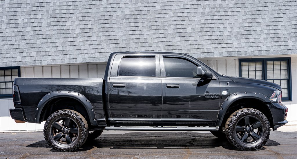 2018 RAM 1500 Express photo