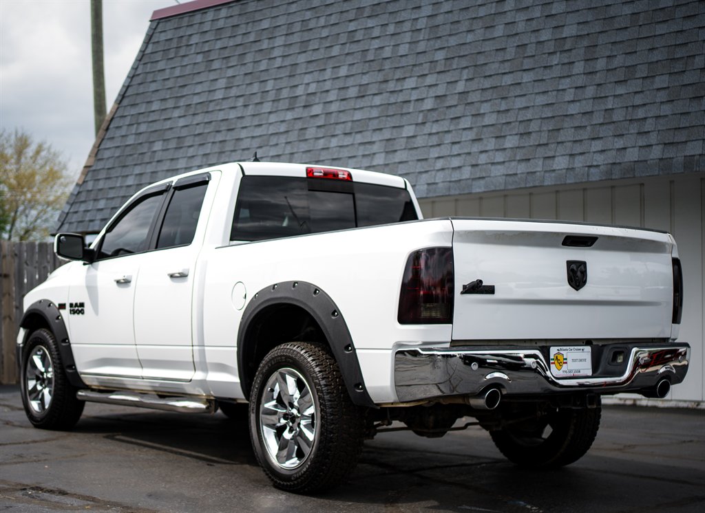 2016 RAM 1500 SLT photo