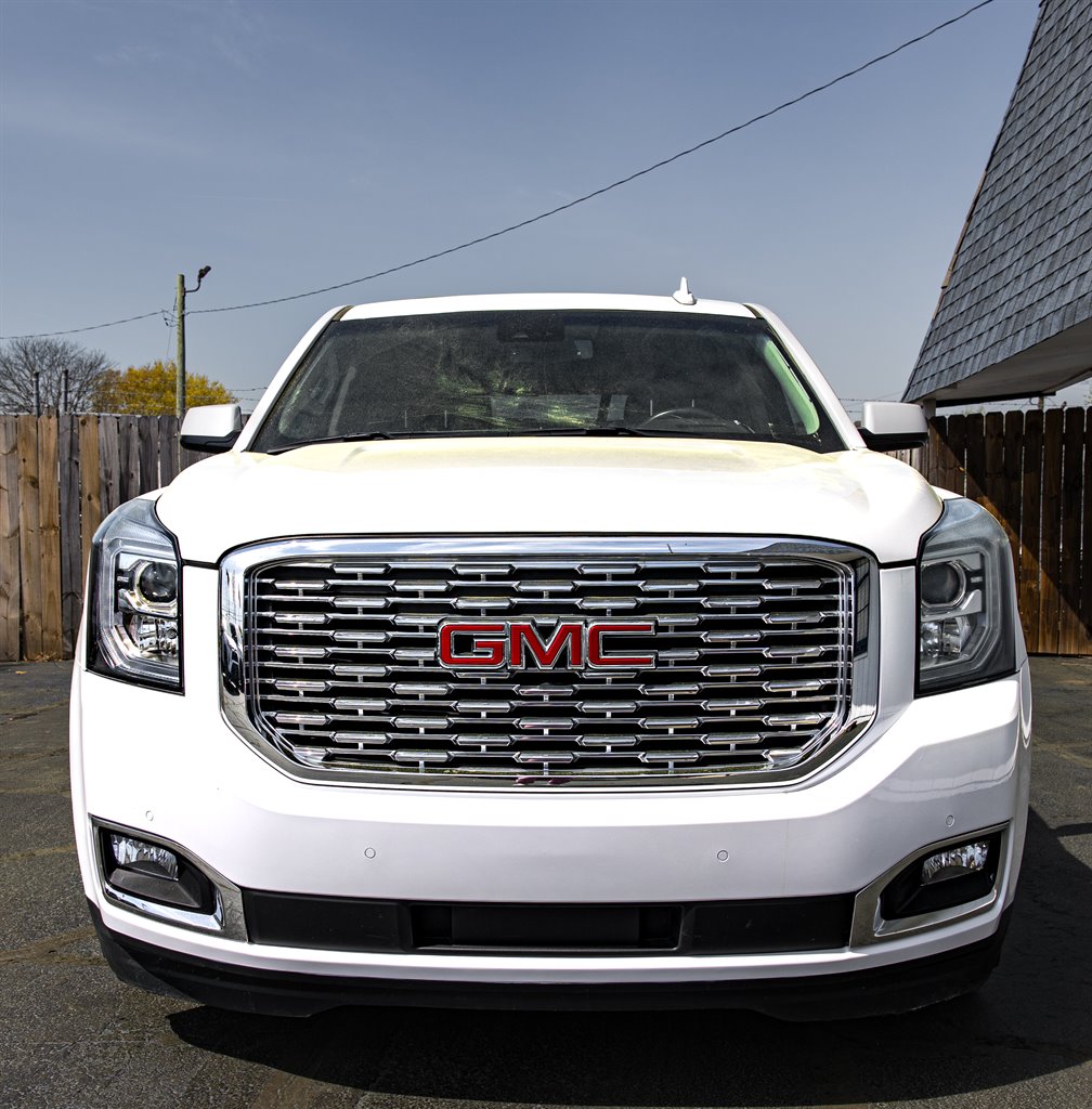 2019 GMC Yukon Denali photo