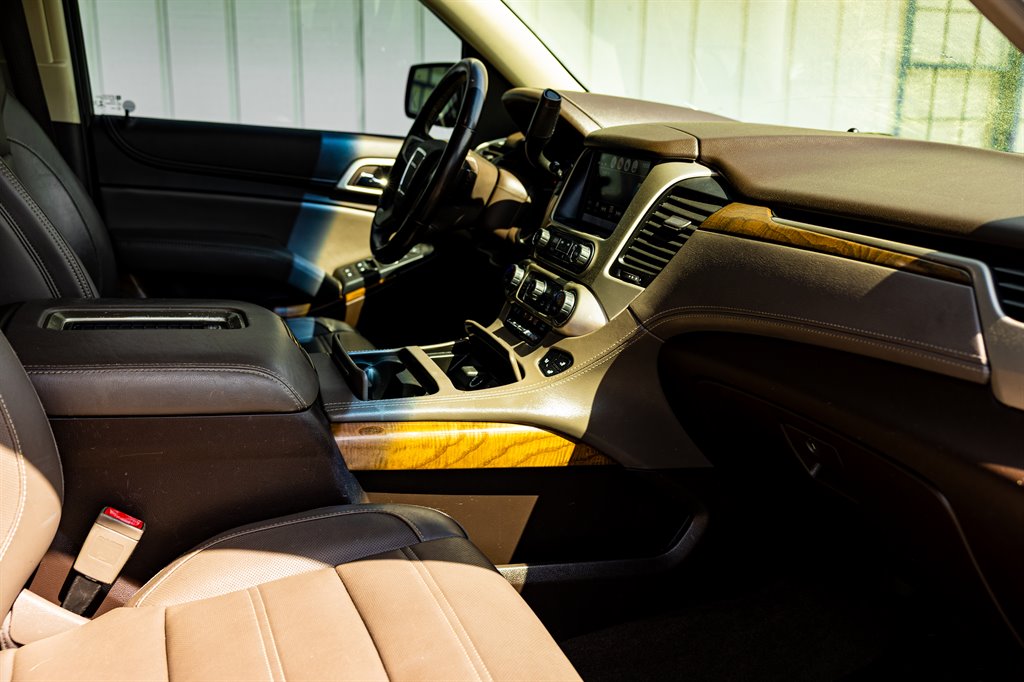 2019 GMC Yukon Denali photo