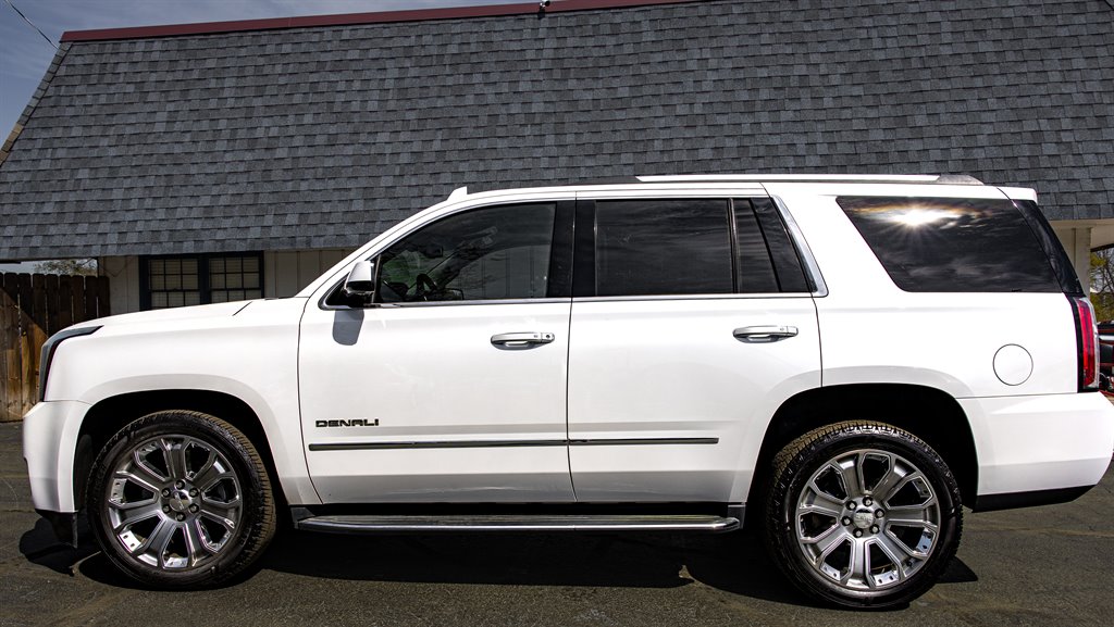 2019 GMC Yukon Denali photo