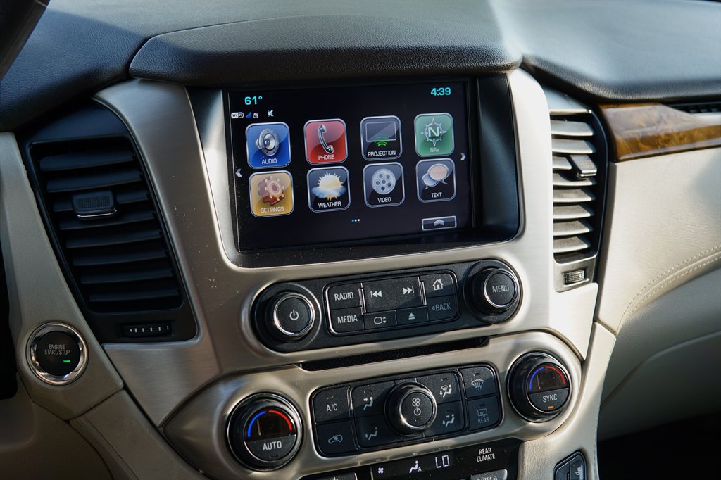 2017 GMC Yukon Denali photo