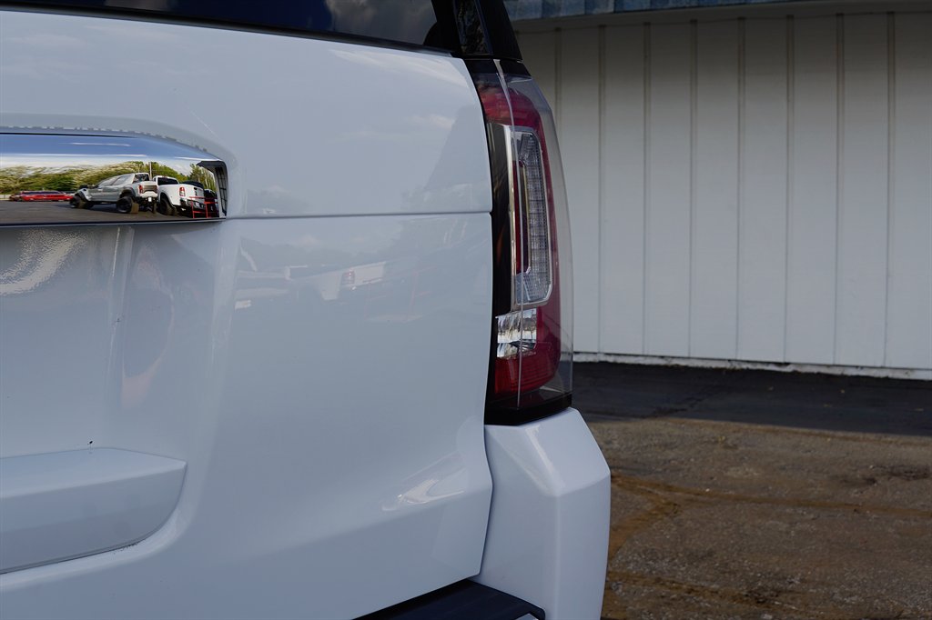 2017 GMC Yukon Denali photo