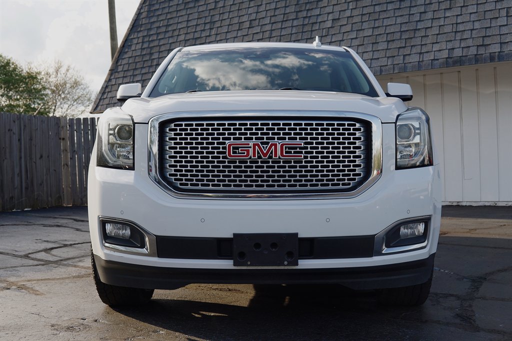 2017 GMC Yukon Denali photo