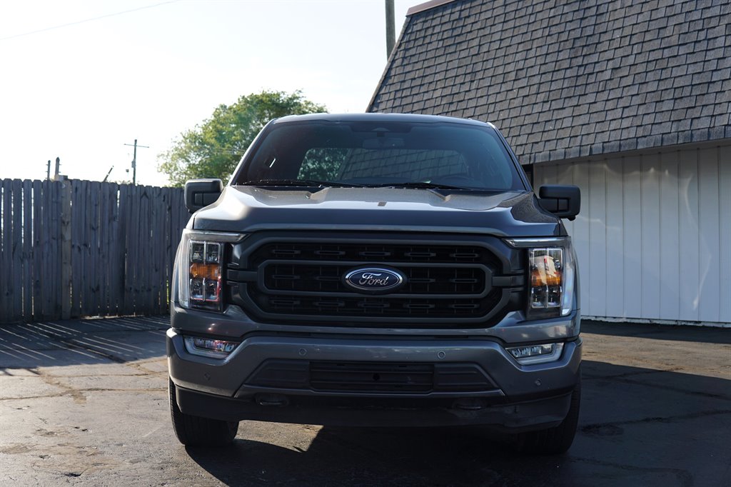 2021 Ford F150 XLT photo