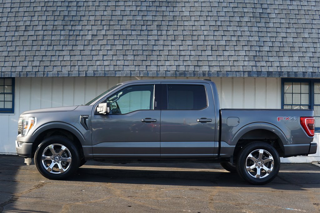 2021 Ford F150 XLT photo