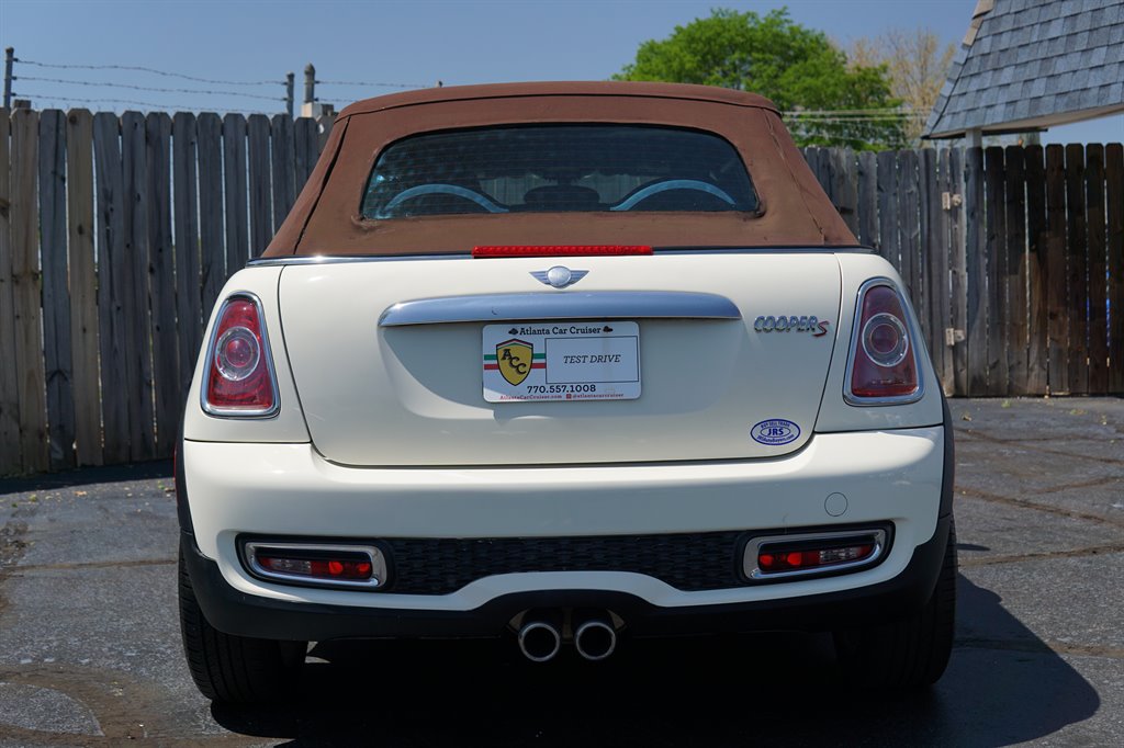 2011 MINI Cooper S photo