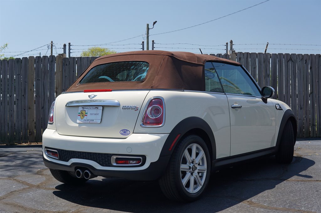 2011 MINI Cooper S photo
