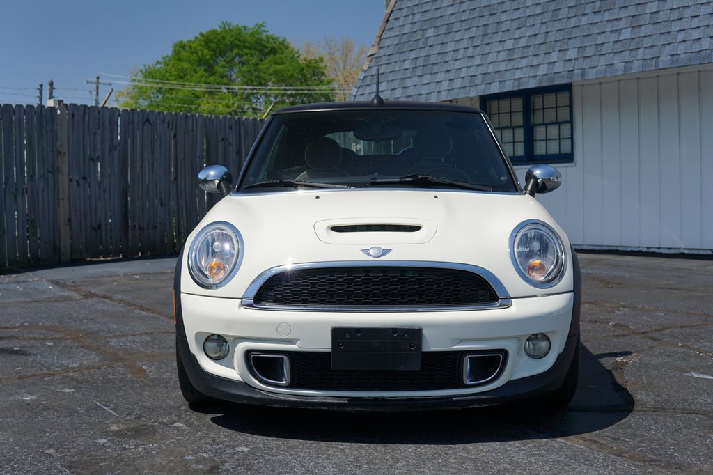2011 MINI Cooper S photo