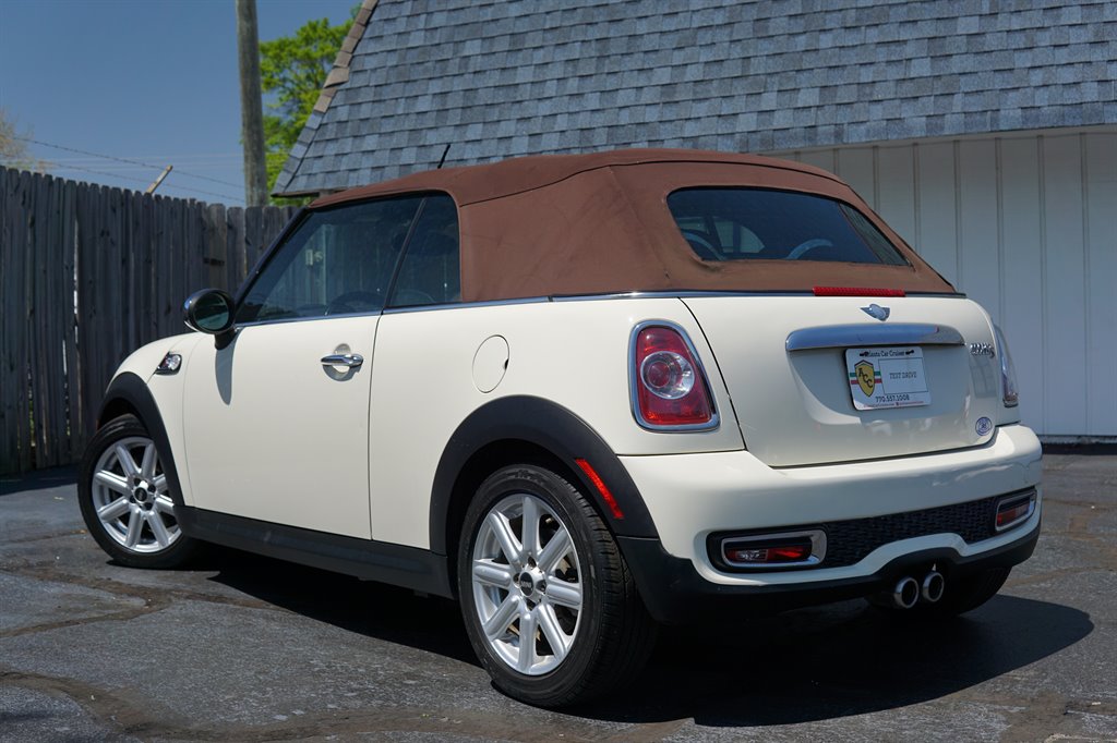 2011 MINI Cooper S photo