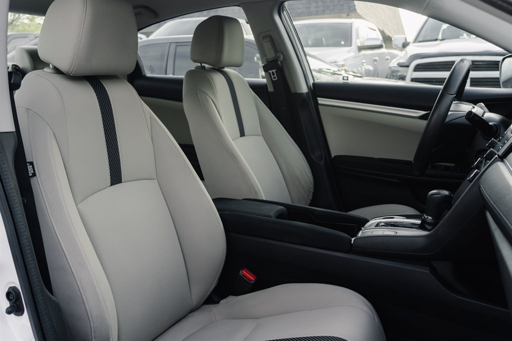 2018 Honda Civic LX photo