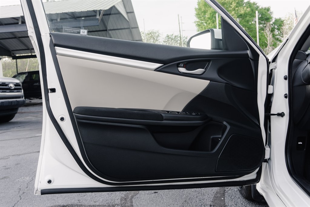 2018 Honda Civic LX photo