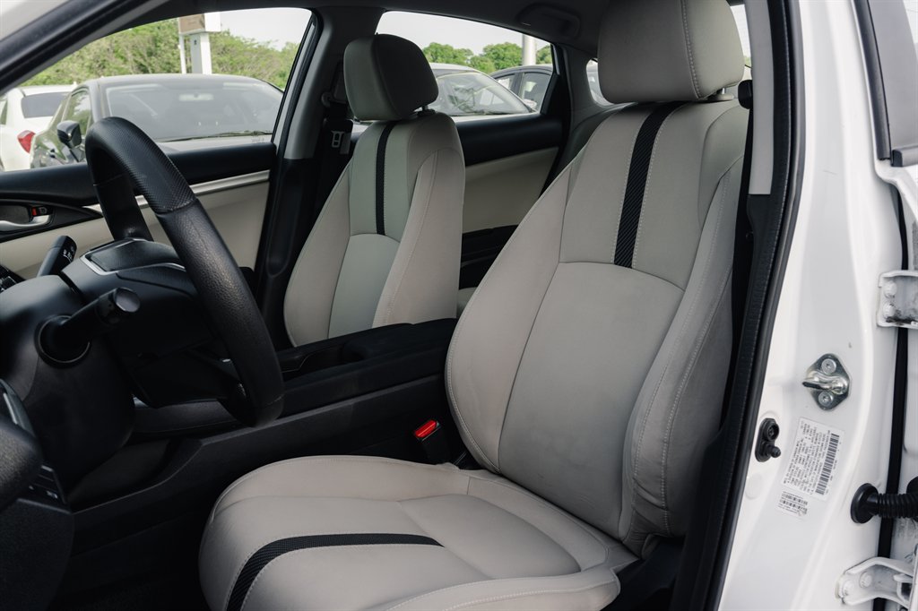 2018 Honda Civic LX photo
