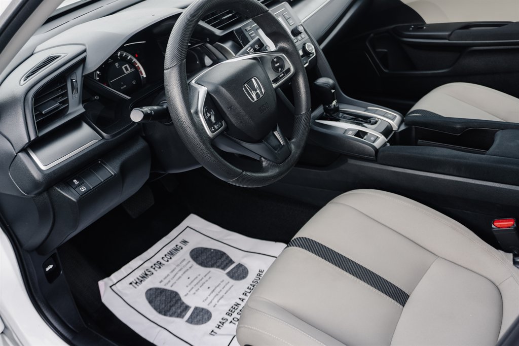 2018 Honda Civic LX photo