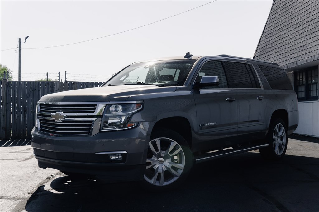 2018 Chevrolet Suburban 1500 Premier photo