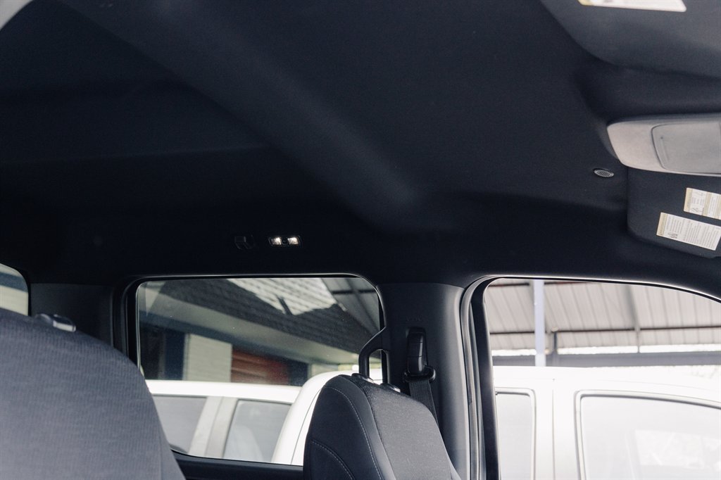 2018 Chevrolet Suburban 1500 Premier photo