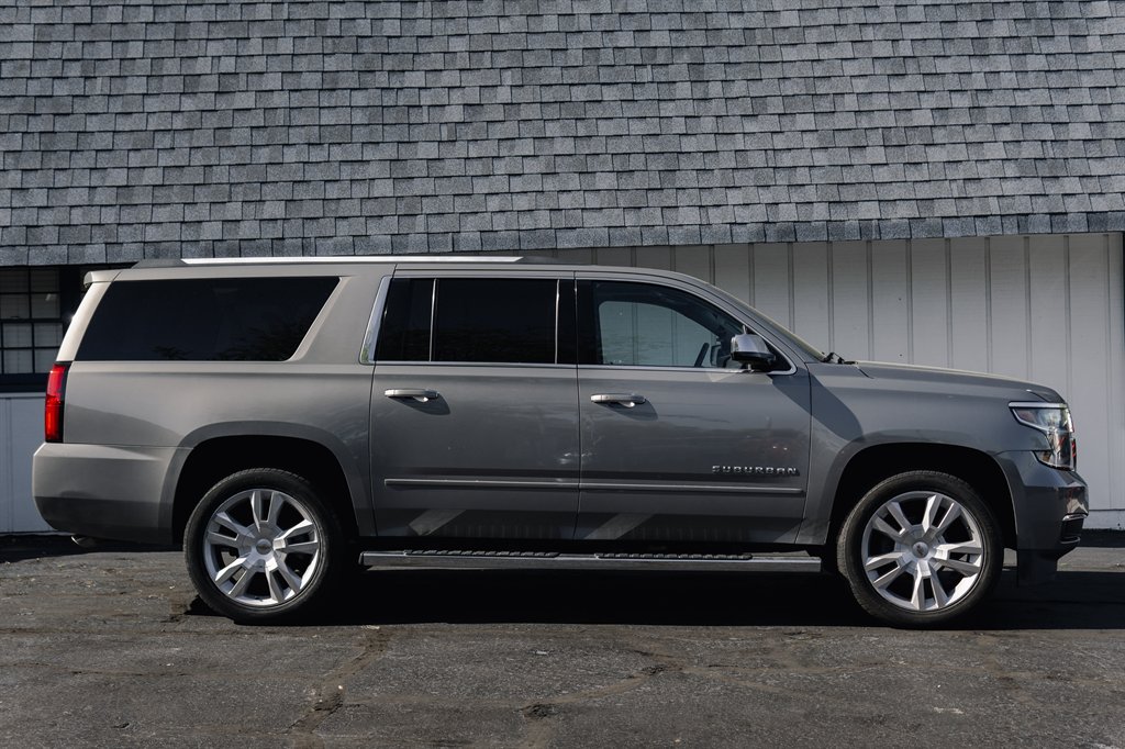 2018 Chevrolet Suburban 1500 Premier photo