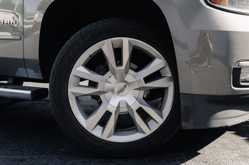2018 Chevrolet Suburban 1500 Premier photo