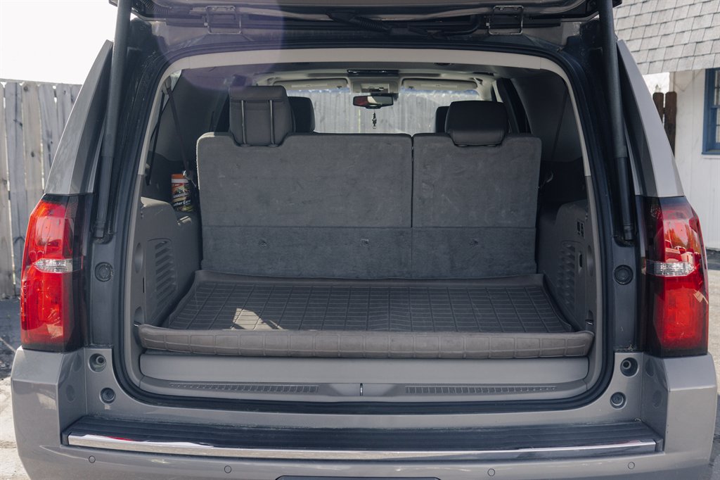 2018 Chevrolet Suburban 1500 Premier photo