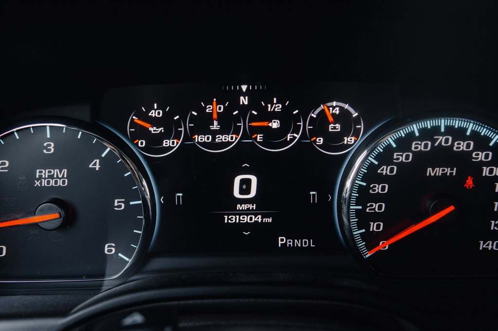 2018 Chevrolet Suburban 1500 Premier photo