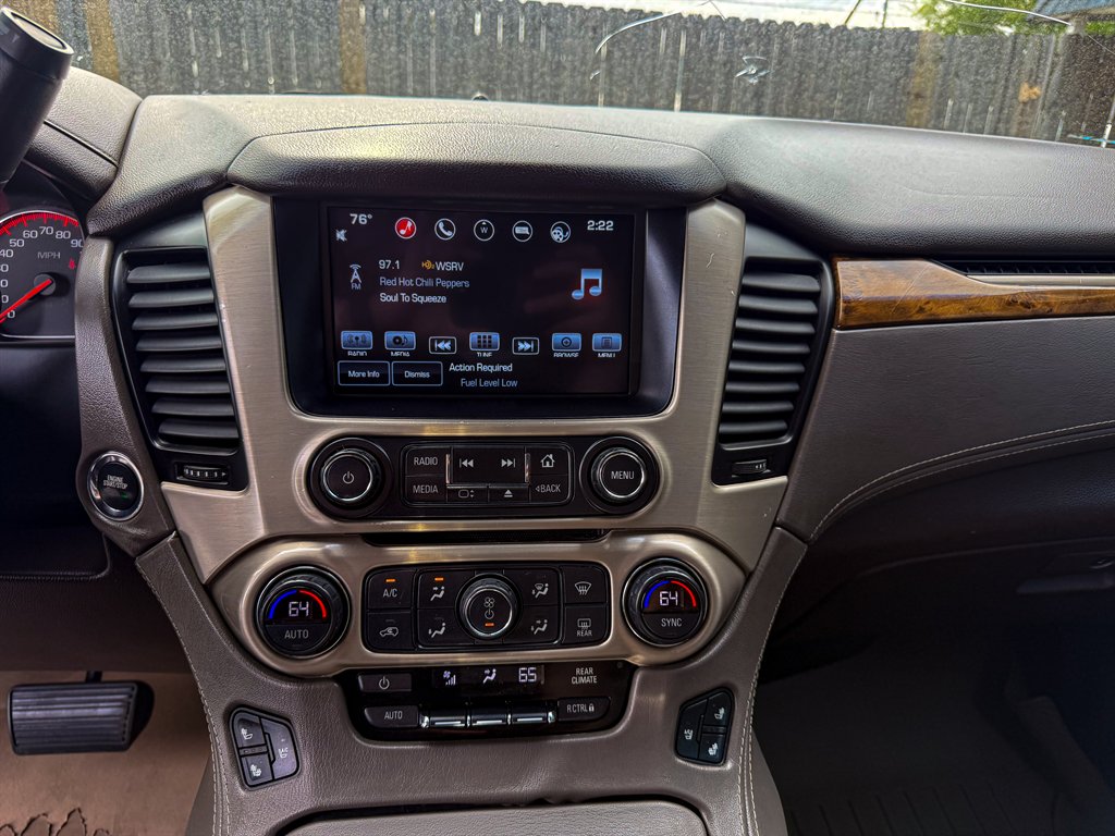 2016 GMC Yukon XL 1500 Denali photo