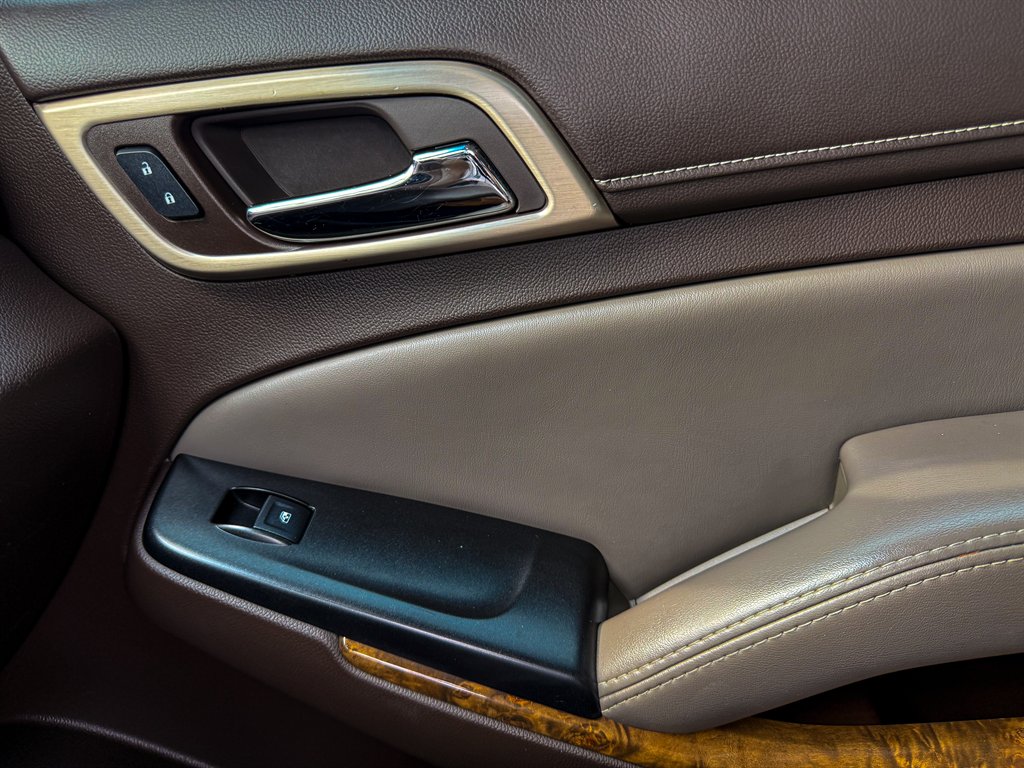 2016 GMC Yukon XL 1500 Denali photo