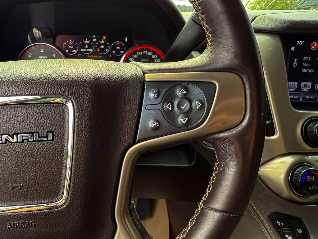 2016 GMC Yukon XL 1500 Denali photo