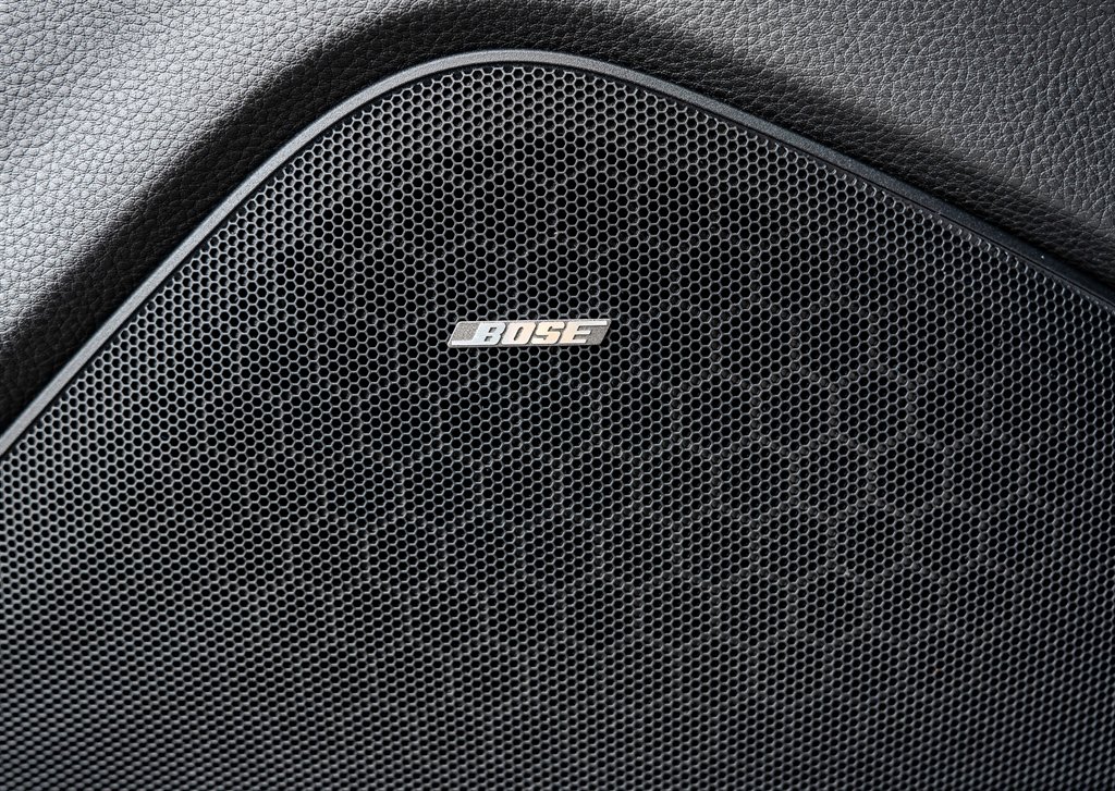 2013 Porsche Panamera 4 photo