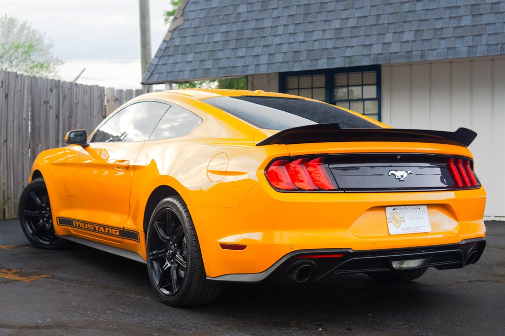 2018 Ford Mustang ECO Premium photo