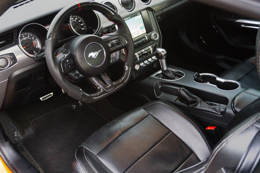 2018 Ford Mustang ECO Premium photo