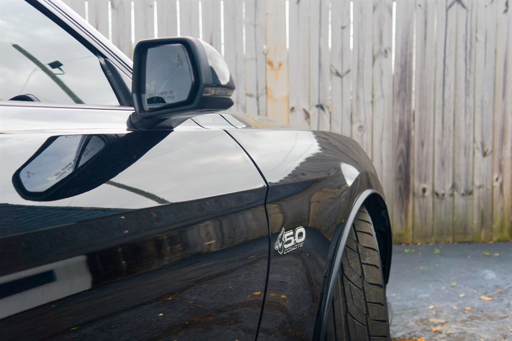 2019 Ford Mustang GT Premium photo