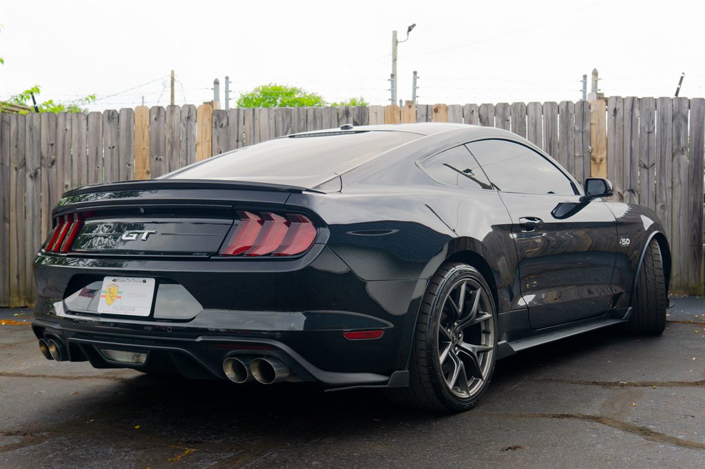 2019 Ford Mustang GT Premium photo