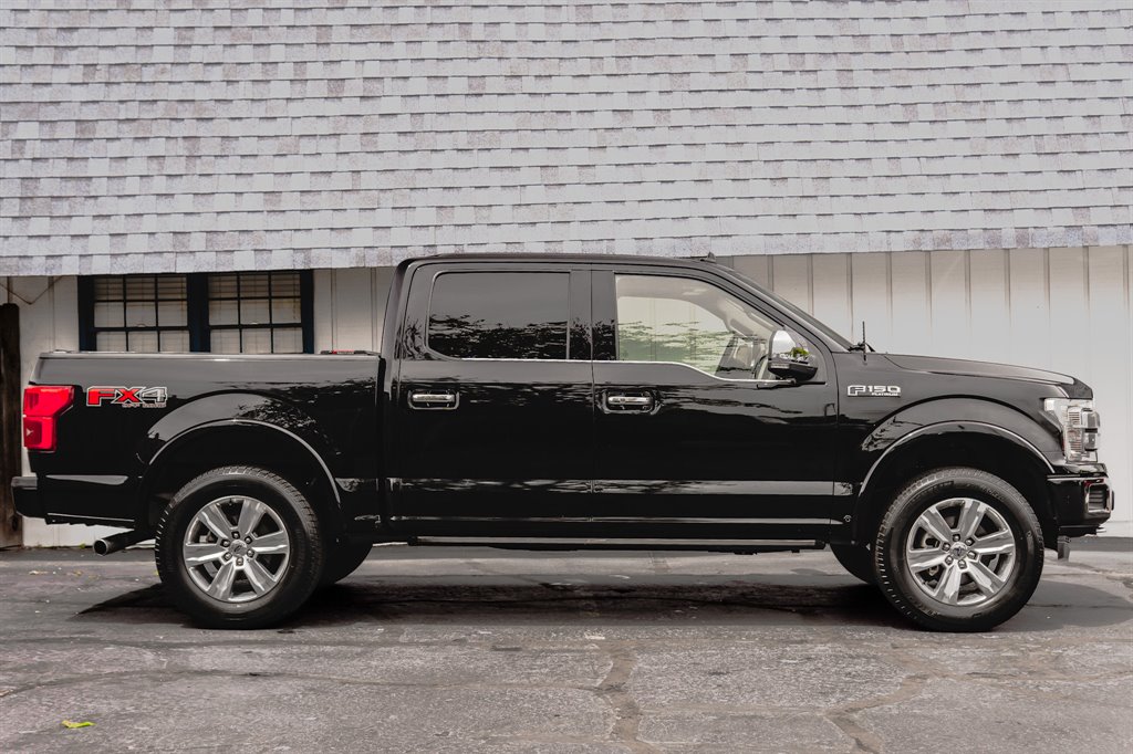 2018 Ford F150 Platinum photo