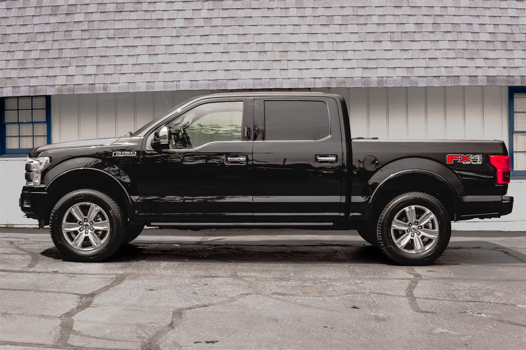 2018 Ford F150 Platinum photo